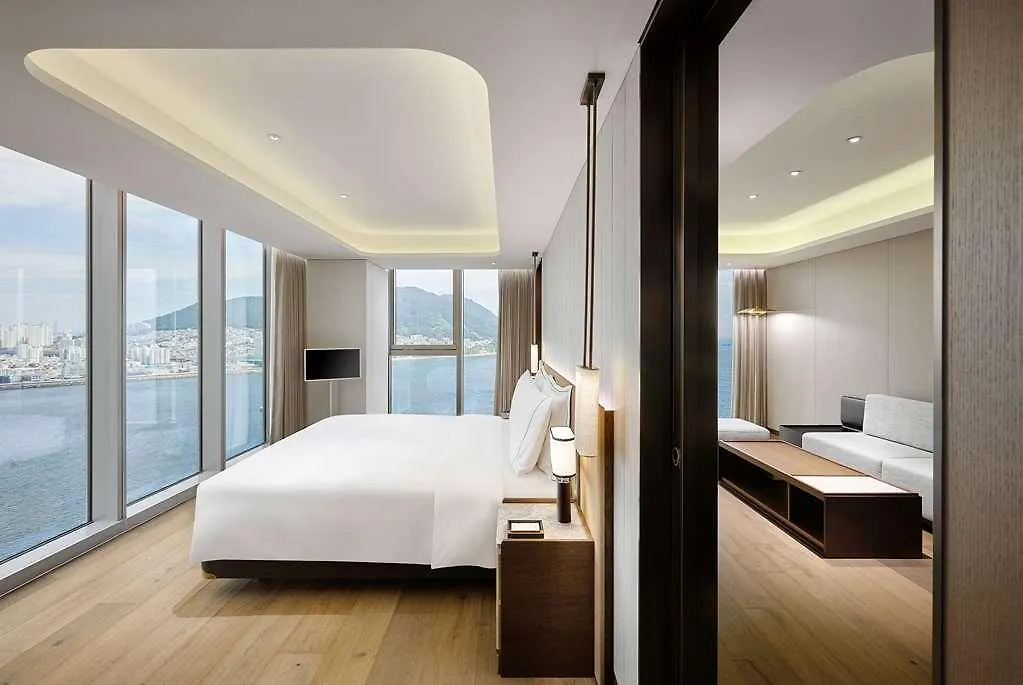 Wy Grand Busan Ijin Hotel
